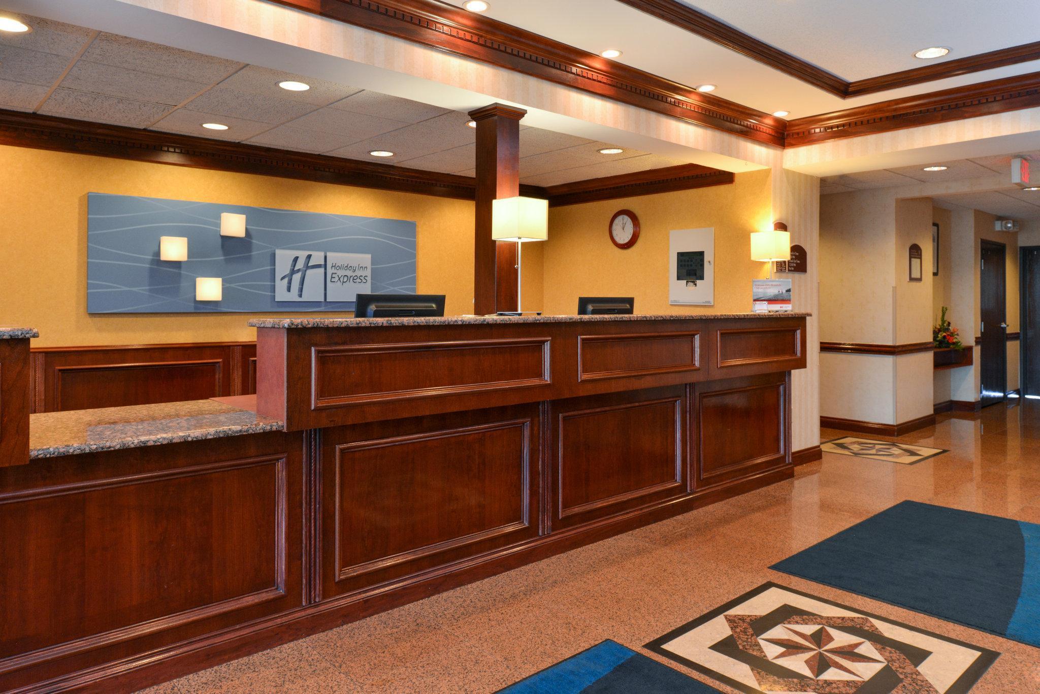 Holiday Inn Express Wixom By Ihg Εξωτερικό φωτογραφία