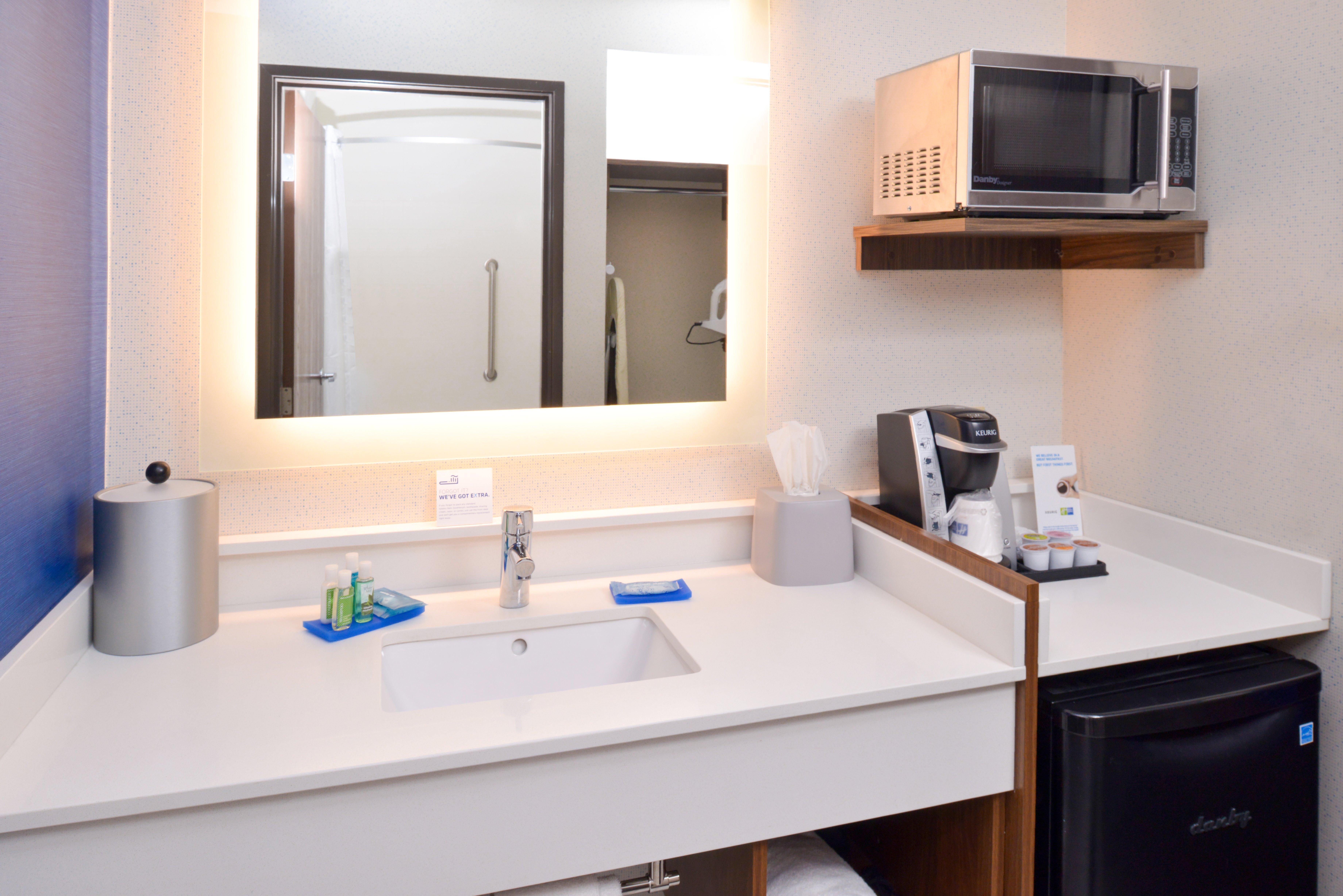 Holiday Inn Express Wixom By Ihg Εξωτερικό φωτογραφία