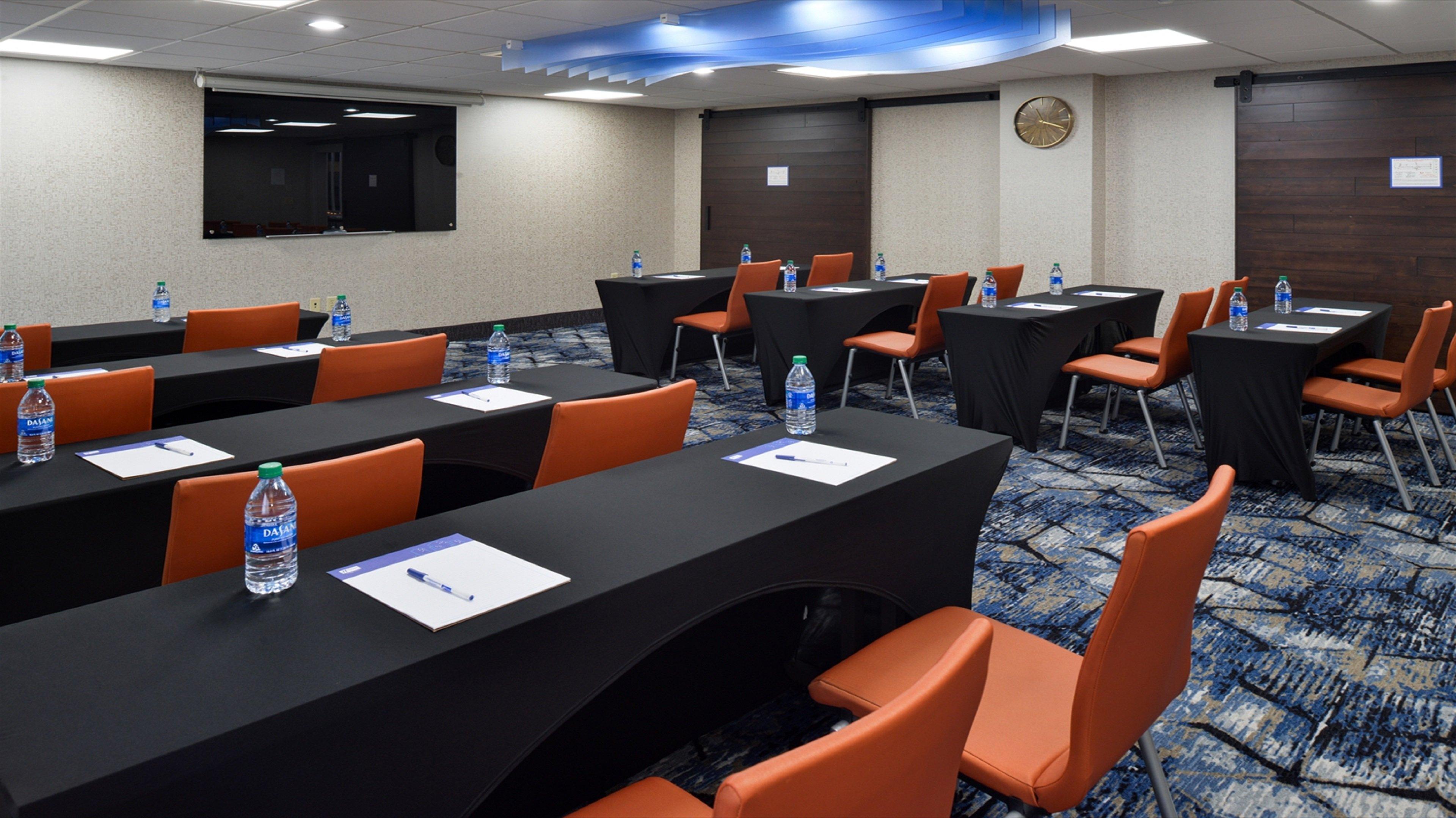 Holiday Inn Express Wixom By Ihg Εξωτερικό φωτογραφία