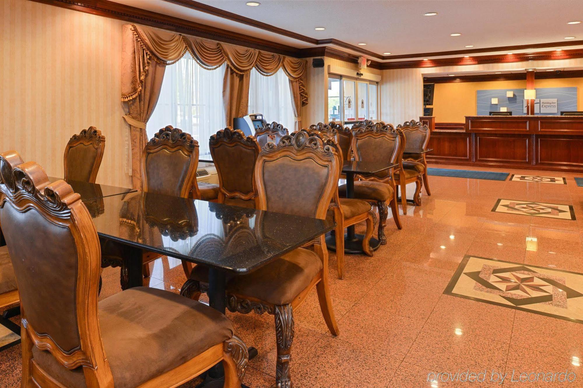 Holiday Inn Express Wixom By Ihg Εξωτερικό φωτογραφία