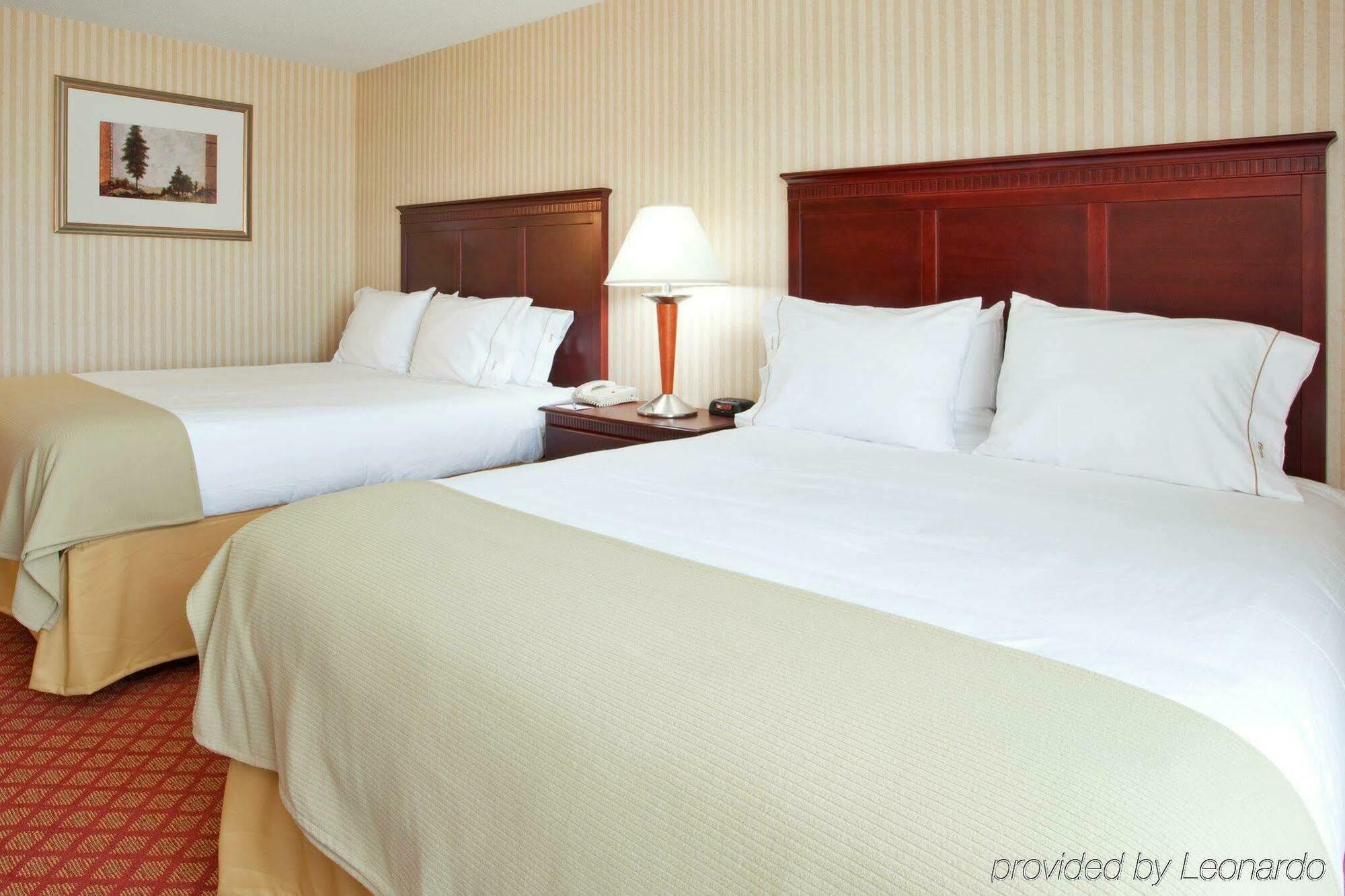 Holiday Inn Express Wixom By Ihg Εξωτερικό φωτογραφία